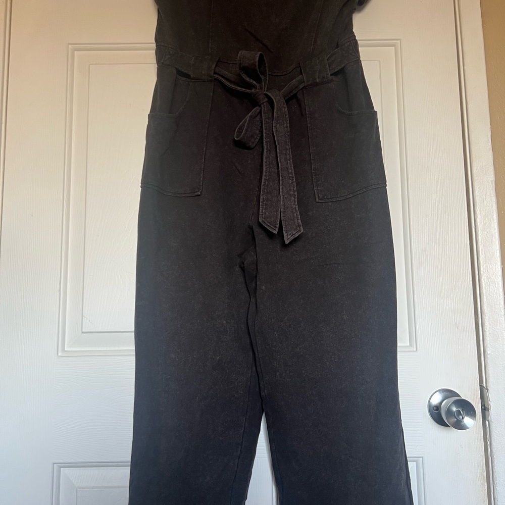 No Boundaries Black Wide-Leg Jumpsuit with Waist Tie